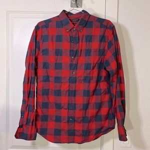 Banana Republic Red & Blue Checkered Casual Dress Shirt (M)